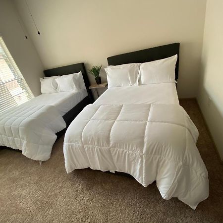 Spacious Galleria Cottage - Self Check In & Free Parking, 4 Beds 2 Bathrooms Houston Exterior foto